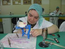 Modeling of plates and wings of functionally stable dentures in wax. Student: Agnieszka Purchała